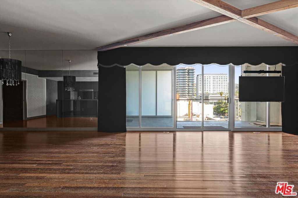 Photo of 6250 Hollywood Boulevard #9E, Los Angeles, CA 90028 (MLS # 26669679)