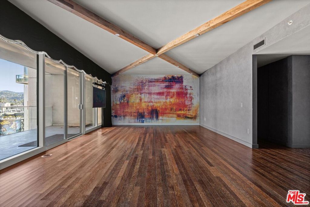 Photo of 6250 Hollywood Boulevard #9E, Los Angeles, CA 90028 (MLS # 26669679)