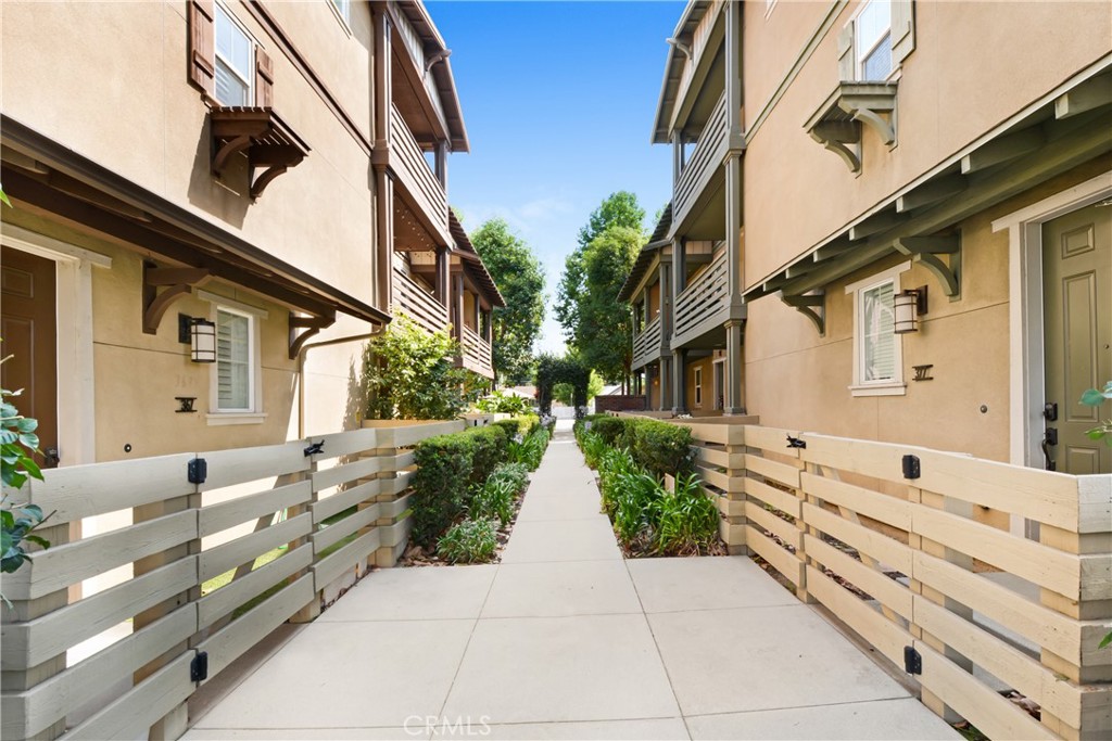 365 S Glendora Avenue