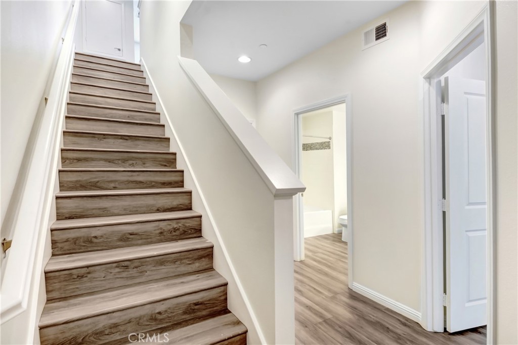 365 S Glendora Avenue