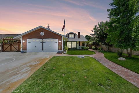 Photo of 4055 Rosebay ST, Chino Hills, CA 91709 (MLS # CV26172327)