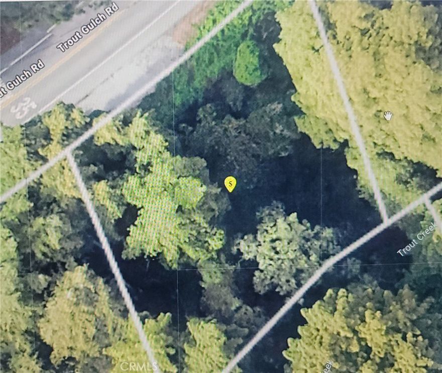 Land (lot) in Aptos CA, Santa Cruz County. Owner is not sure if there is power/water/gas or any other utilities connected to the lot. Buyer and buyers agent to do their own due diligence to personally verify any and all questions they have regarding this property.