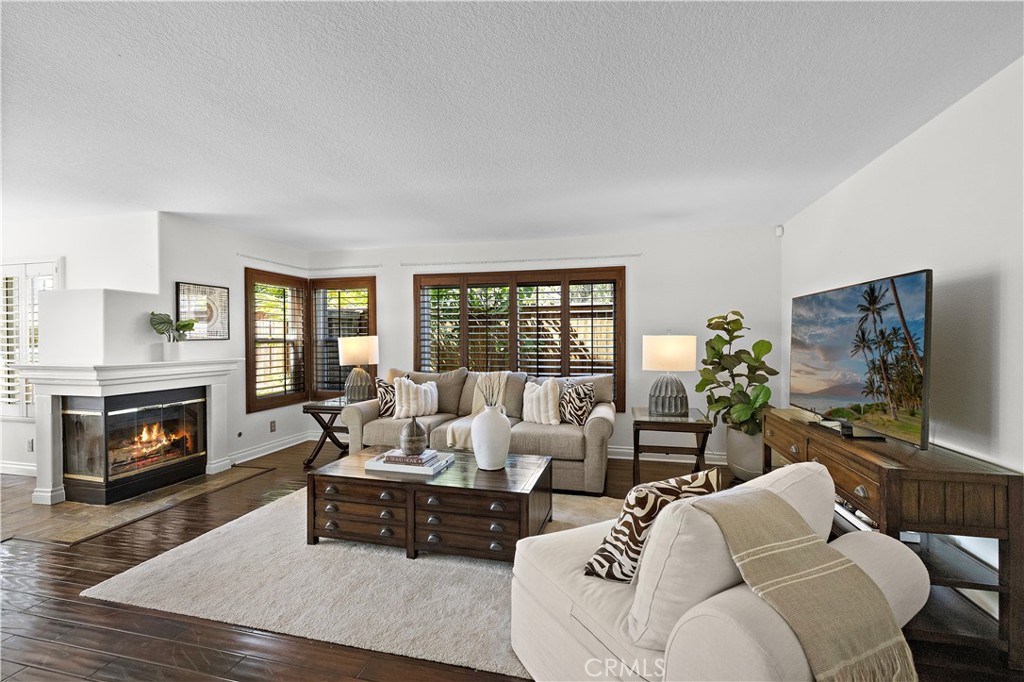 24646 Royale Ridge