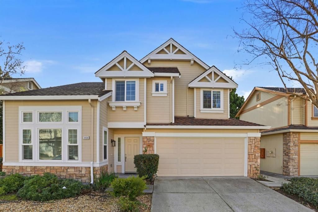 Photo of 1430 Cuciz Lane, Milpitas, CA 95035 (MLS # ML82032011)