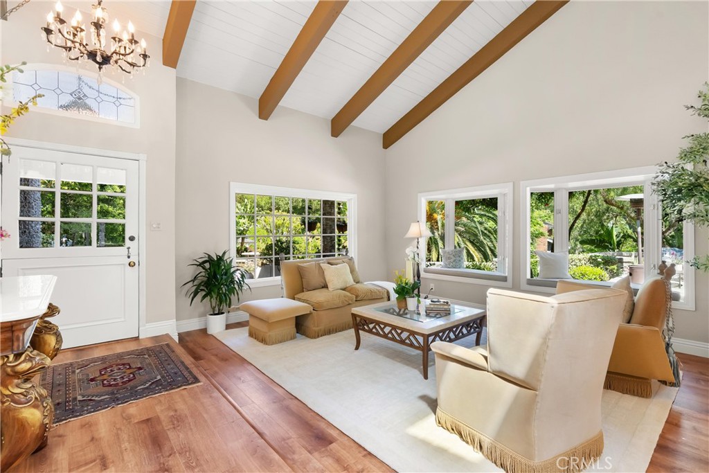 1761 Lemon Terrace