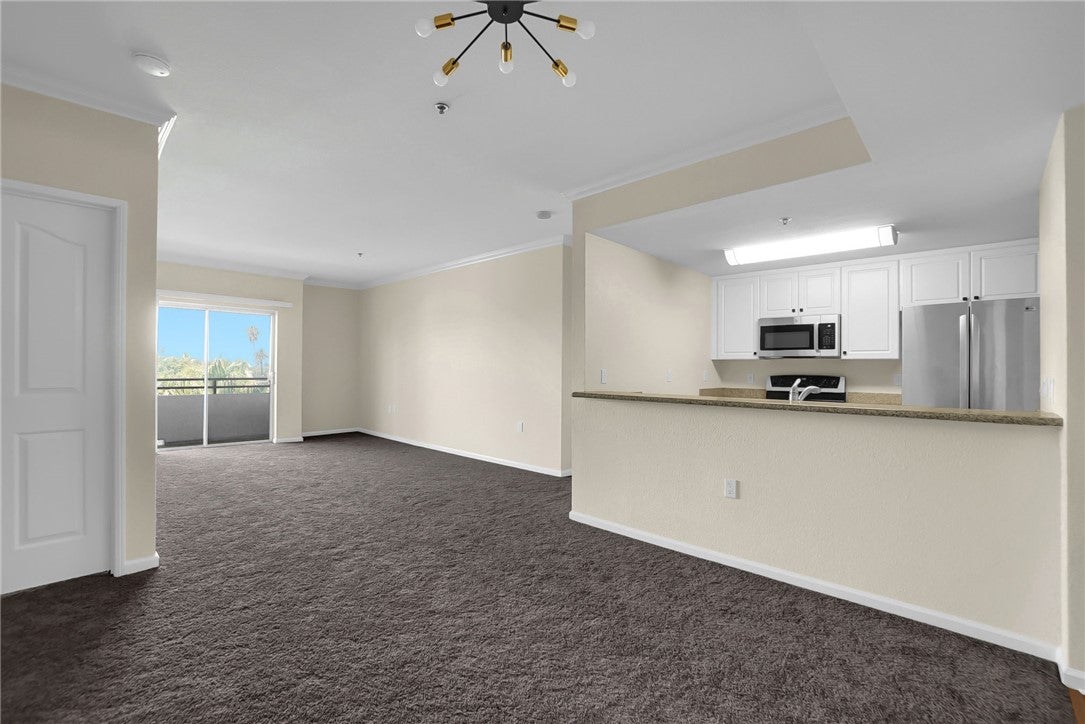 838 Pine Avenue 408