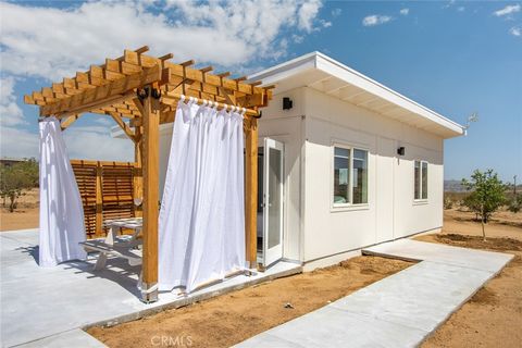 2250 Delgada Avenue Landers CA 92285