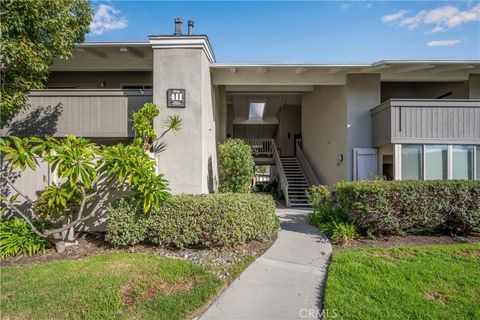 Photo of 8777 Tulare Drive Dr #411H, Huntington Beach, CA 92646 (MLS # OC25262729)