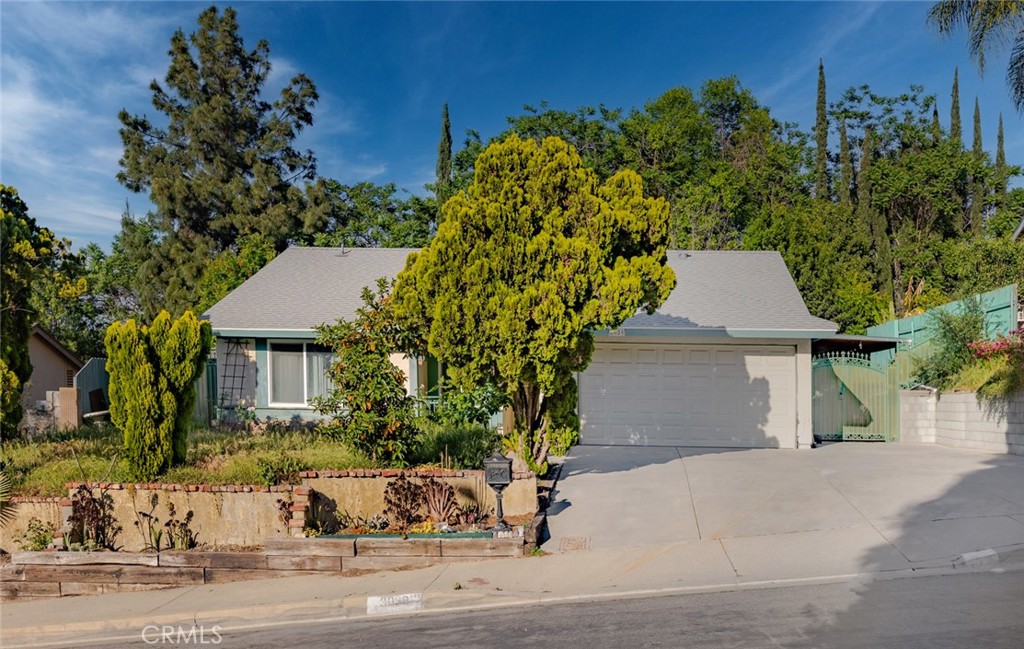 3038 Blakeman Avenue