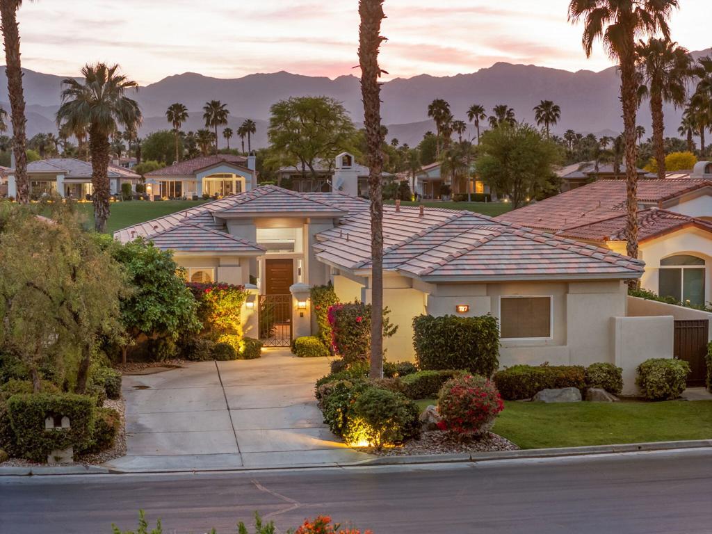 727 Arrowhead Drive