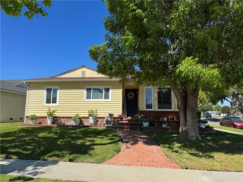 6571 E Brittain Long Beach CA 90808