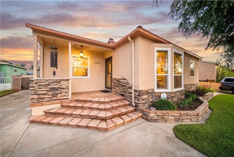 Photo of 11203 Dunning St, Santa Fe Springs, CA 90670 (MLS # CV26073230)