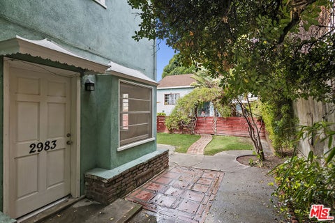Photo of 2983 Sunnynook Drive, Los Angeles, CA 90039 (MLS # 26992581)