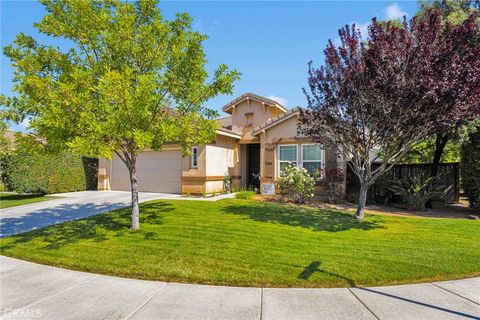 Tiny photo for 30168 Hardrock DR, Menifee, CA 92585 (MLS # CV26101983)