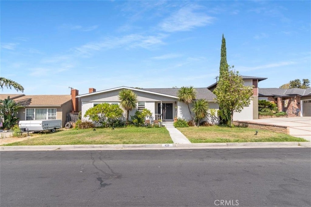429 S Colfax