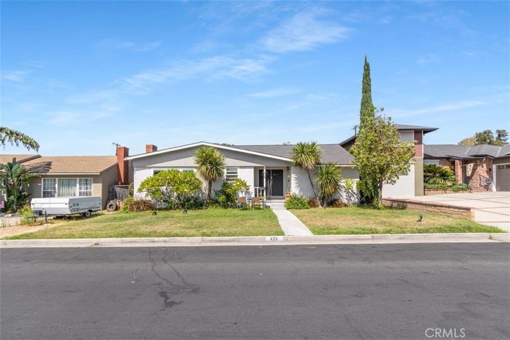 429 S Colfax