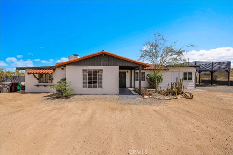 Photo of 6685 Sunnyhill Road, Joshua Tree, CA 92252 (MLS # JT26216430)