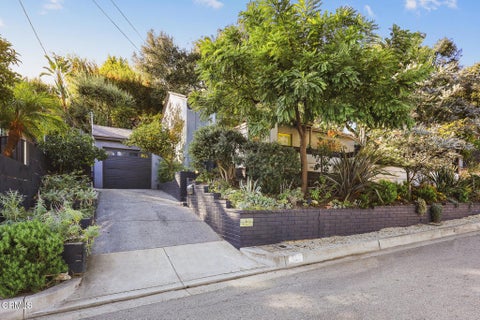Photo of 427 Heather Heights Court, Monrovia, CA 91016 (MLS # P1-29234)