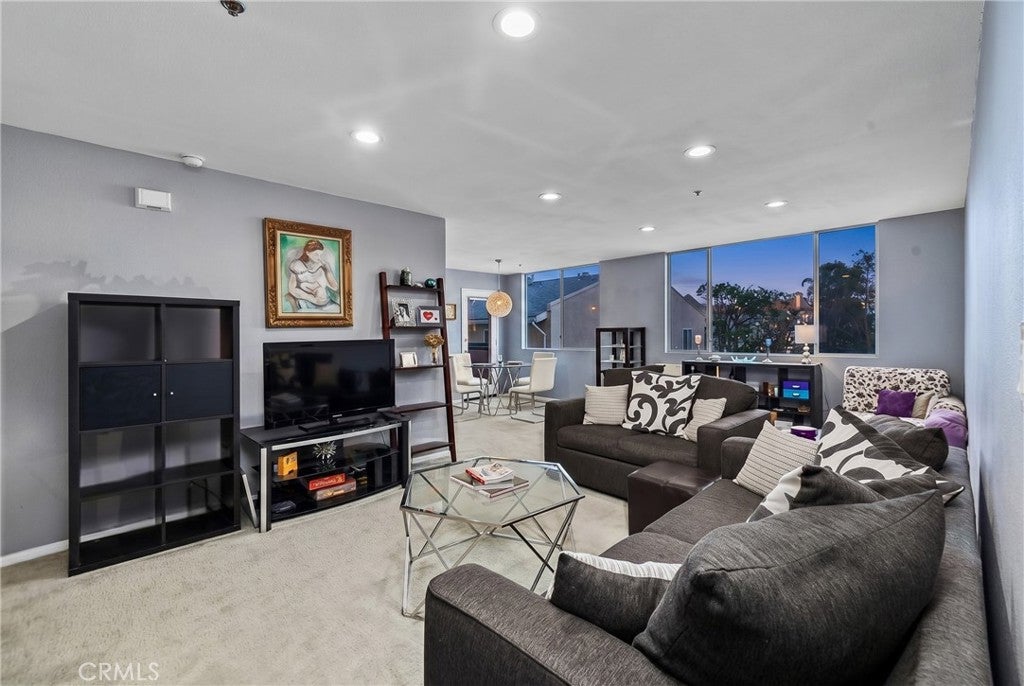 4501 Cedros Avenue 239, Sherman Oaks CA 91403