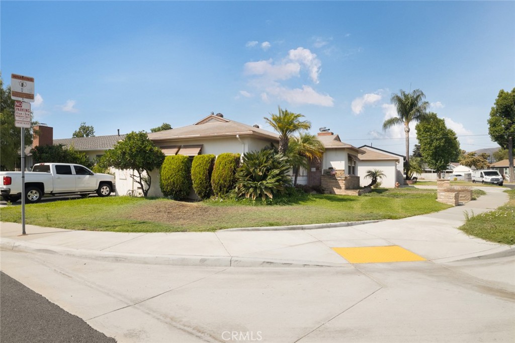 6837 Boer Avenue