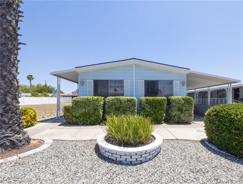 Photo of 29071 Calle Del Buho, Murrieta, CA 92563 (MLS # CV26112711)