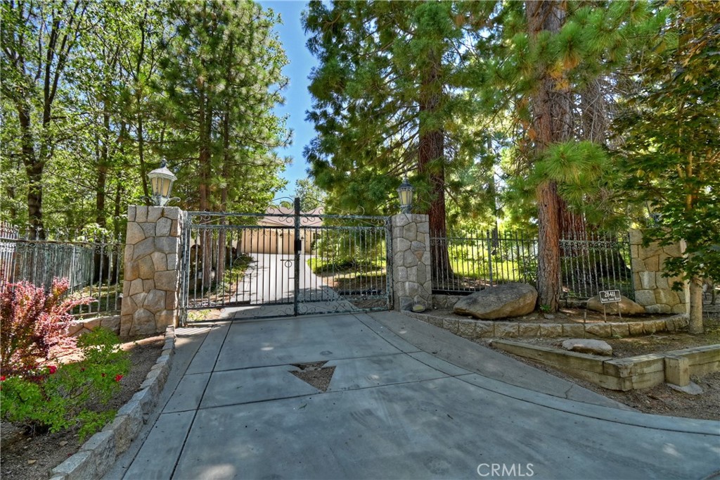 Arrowhead Woods (AWHW) - Residential