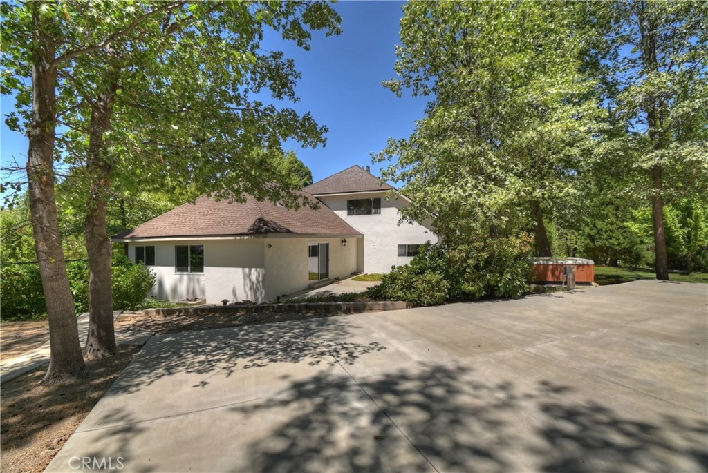 Arrowhead Woods (AWHW) - Residential