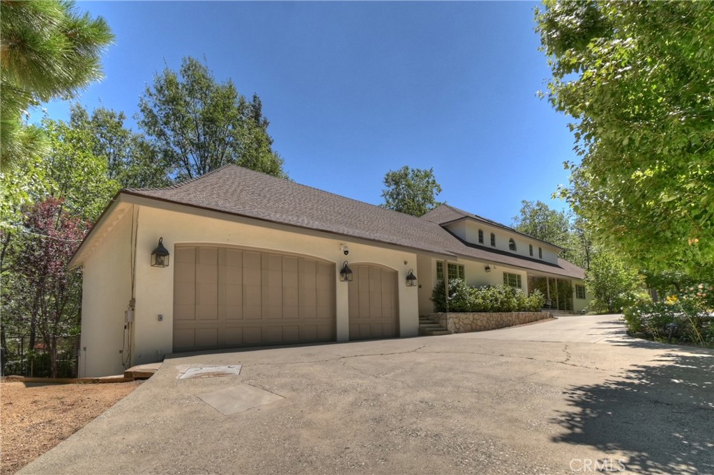 Arrowhead Woods (AWHW) - Residential