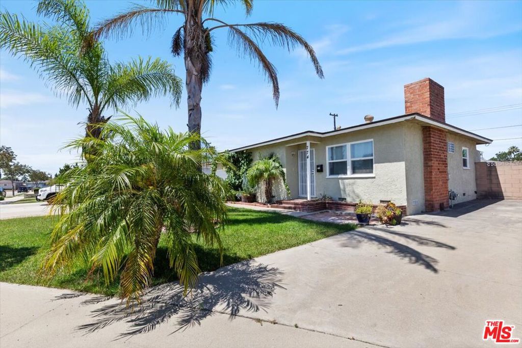 774 N Russell Drive