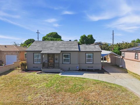 5260 La Paz Drive San Diego CA 92114