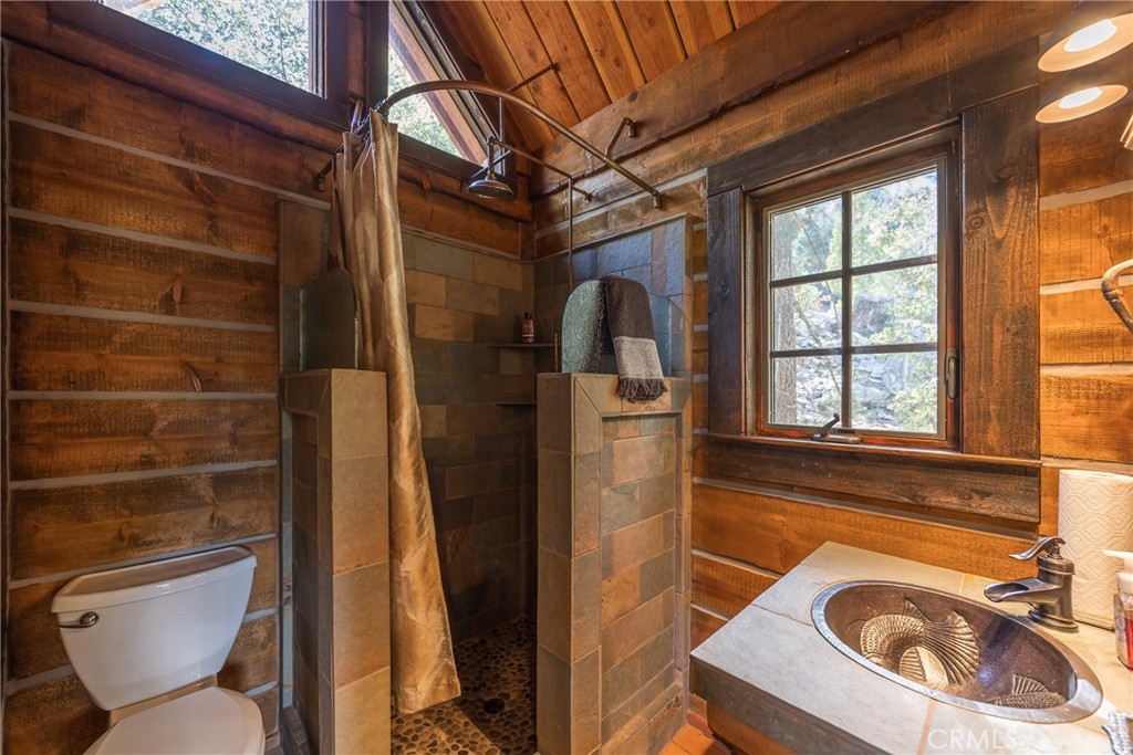 Arrowhead Woods (AWHW) - Residential