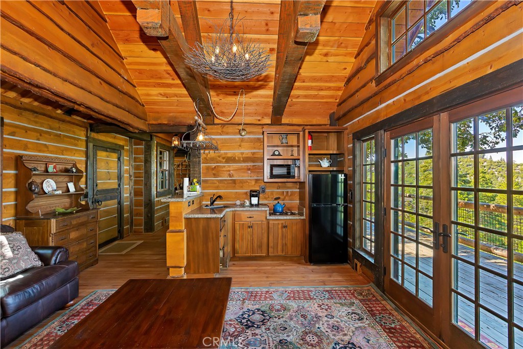 Arrowhead Woods (AWHW) - Residential