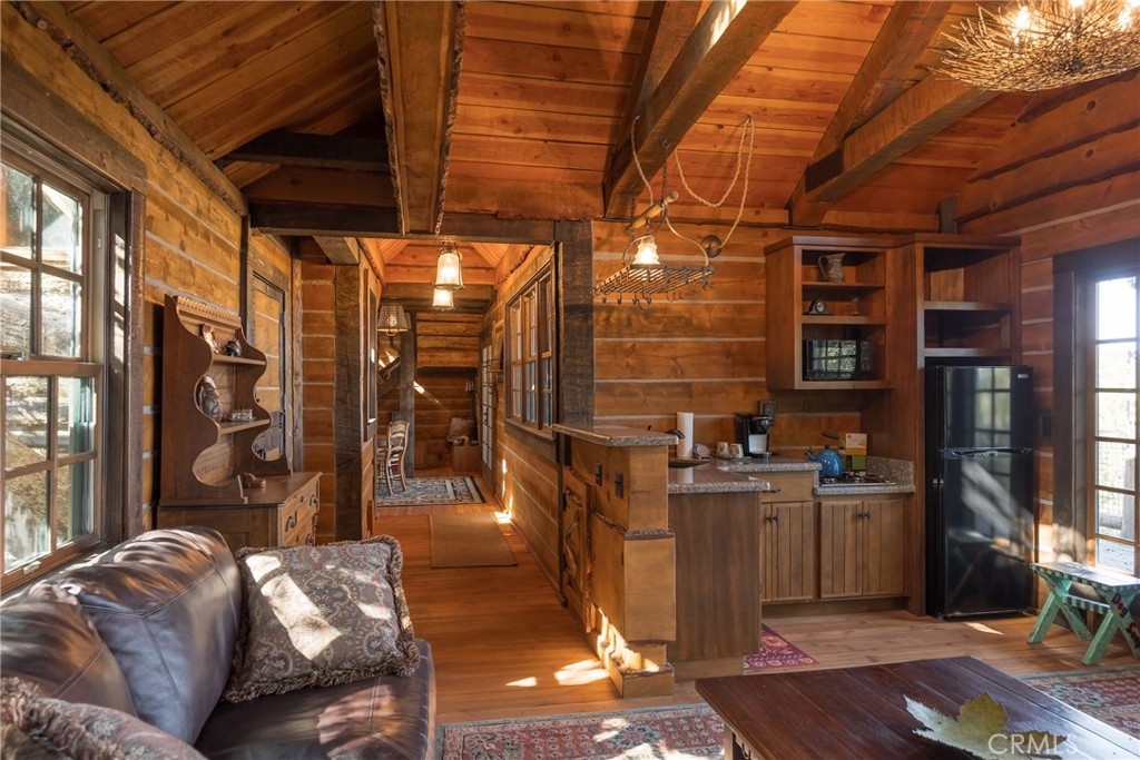 Arrowhead Woods (AWHW) - Residential