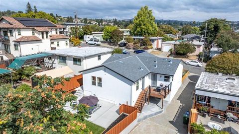 Photo of 19087 Mayberry Drive, Castro Valley, CA 94546 (MLS # ML82023311)