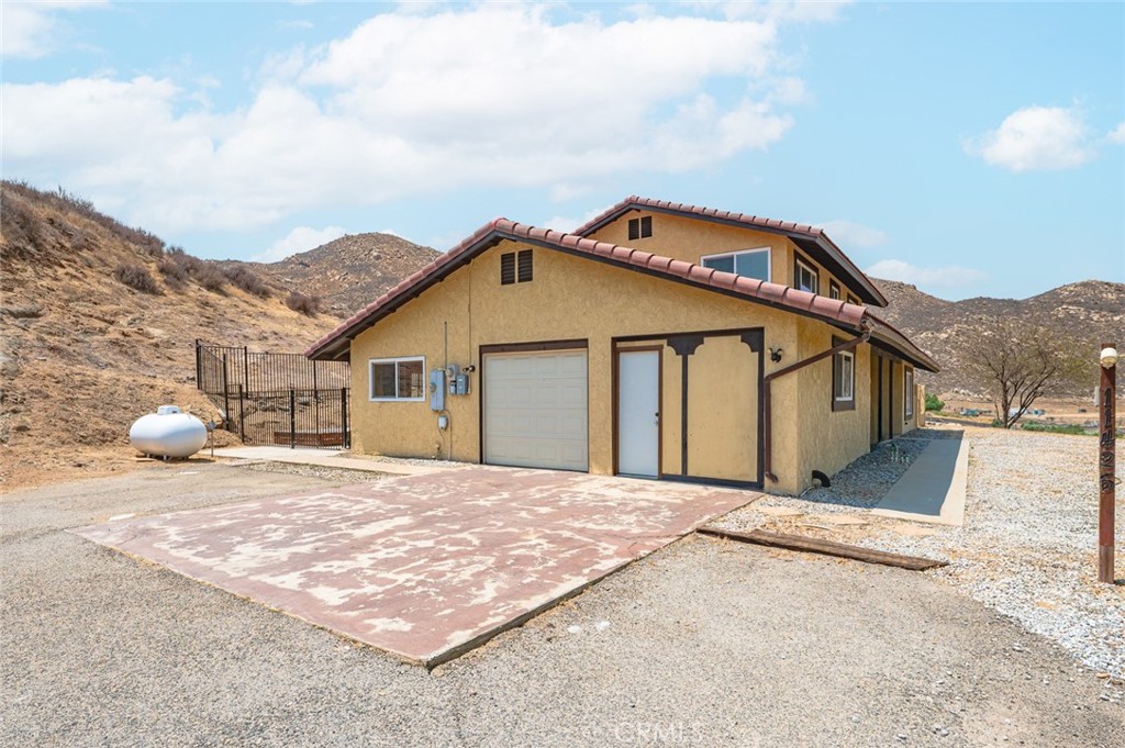 11425 Tiffany Lane