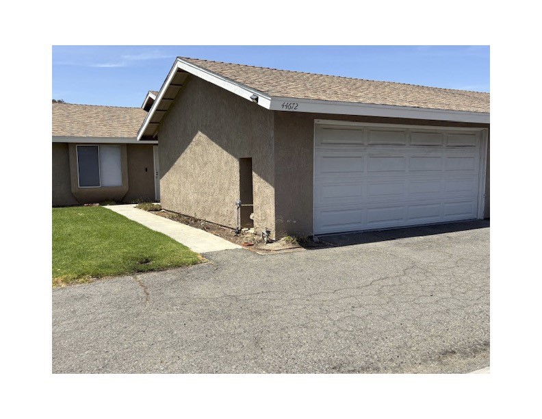 44672 La Paz Road