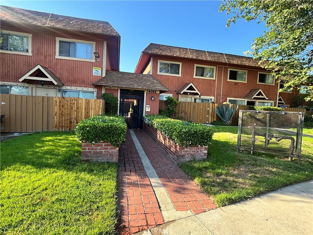 14265 TERRABELLA ST UNIT 48 Terrace