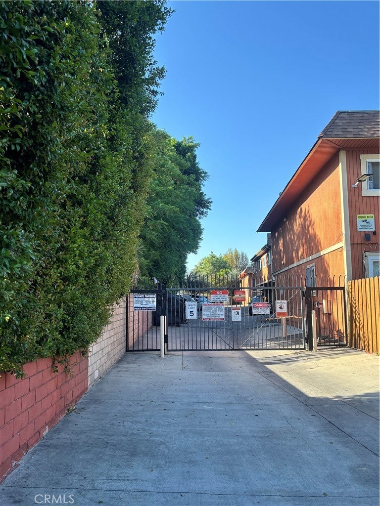 14265 TERRABELLA ST UNIT 48 Terrace, Panorama City CA 91402