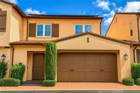 Photo of 31 Shellbark, Irvine, CA 92618 (MLS # OC26125938)