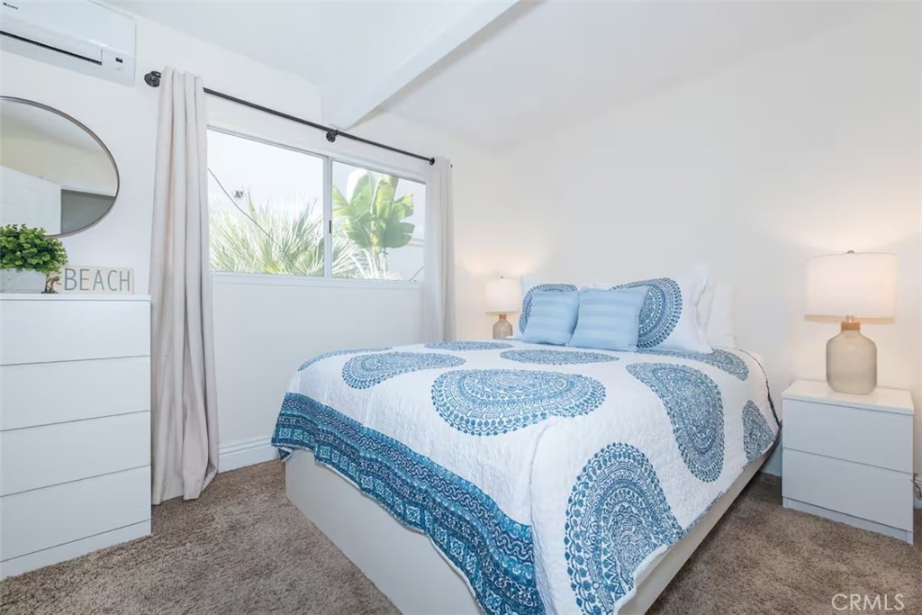 2202 W Oceanfront