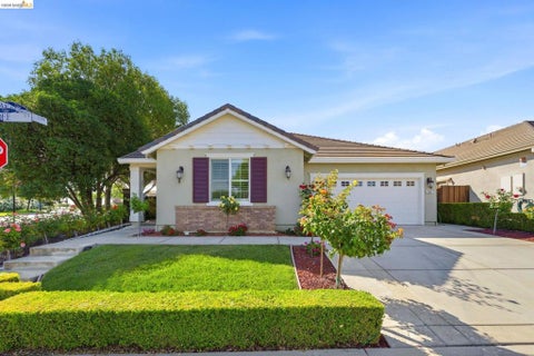 Photo of 705 Pardee Ct CT, Discovery Bay, CA 94505 (MLS # 41137674)