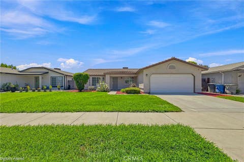 Photo of 156 El Verano Court, Merced, CA 95341 (MLS # MC26168317)