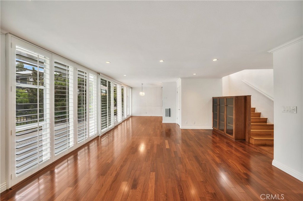 Westcliff Villa (CWWV) - Residential