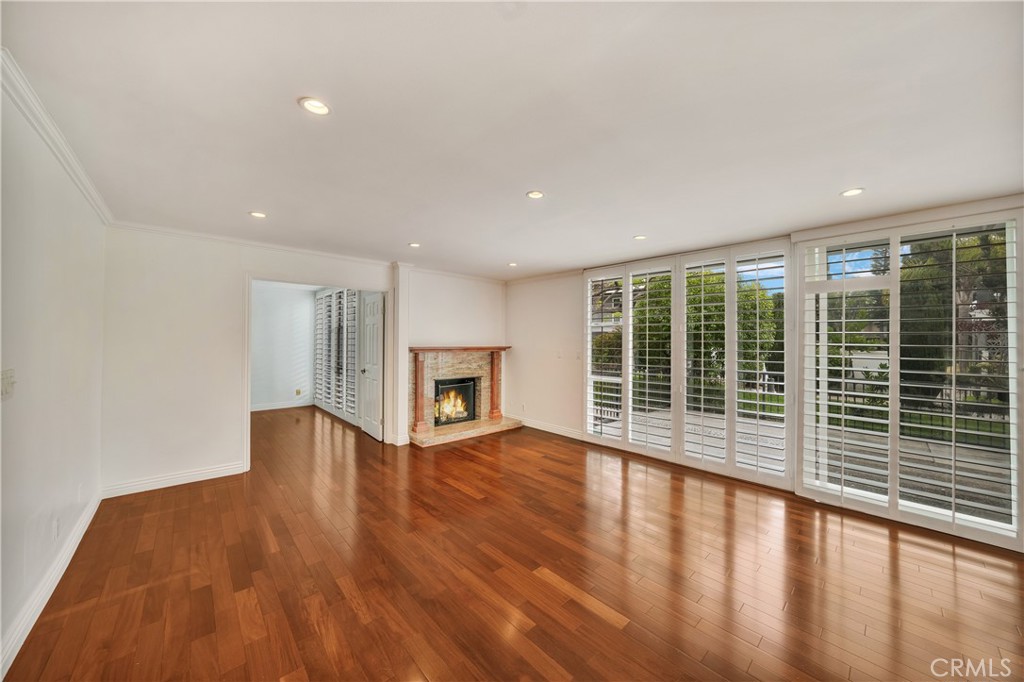 Westcliff Villa (CWWV) - Residential
