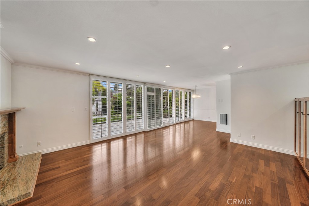 Westcliff Villa (CWWV) - Residential