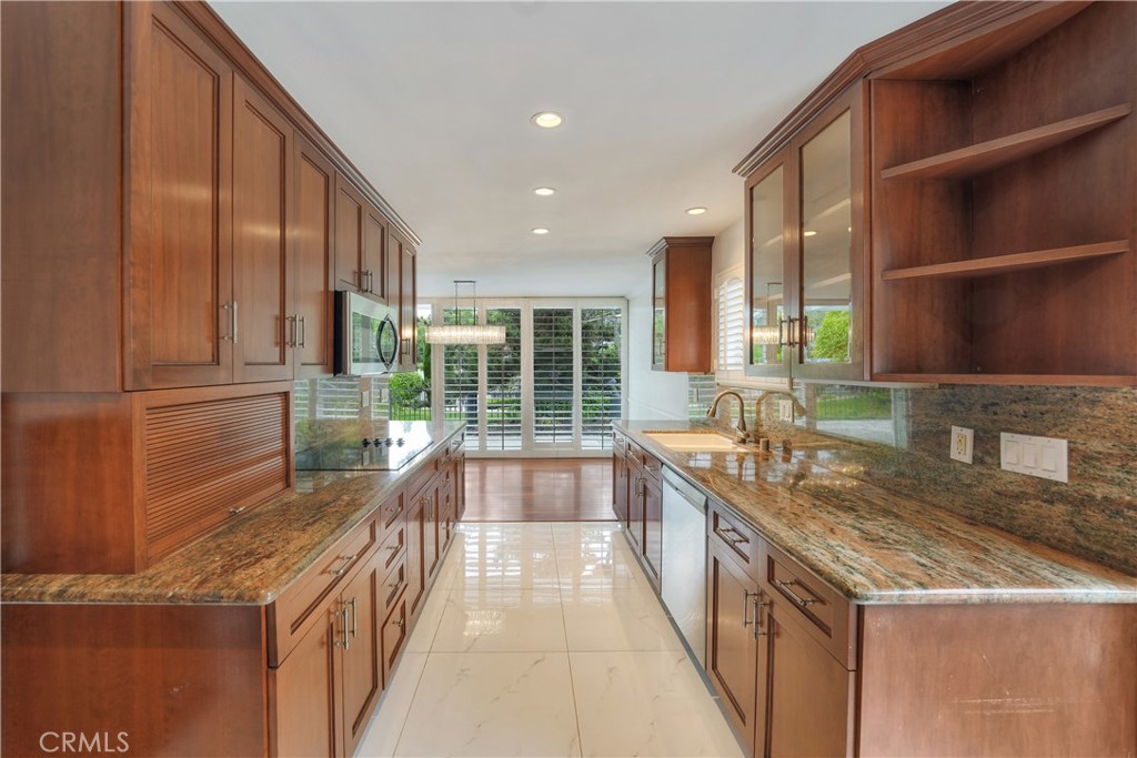 Westcliff Villa (CWWV) - Residential