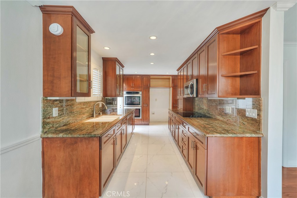 Westcliff Villa (CWWV) - Residential
