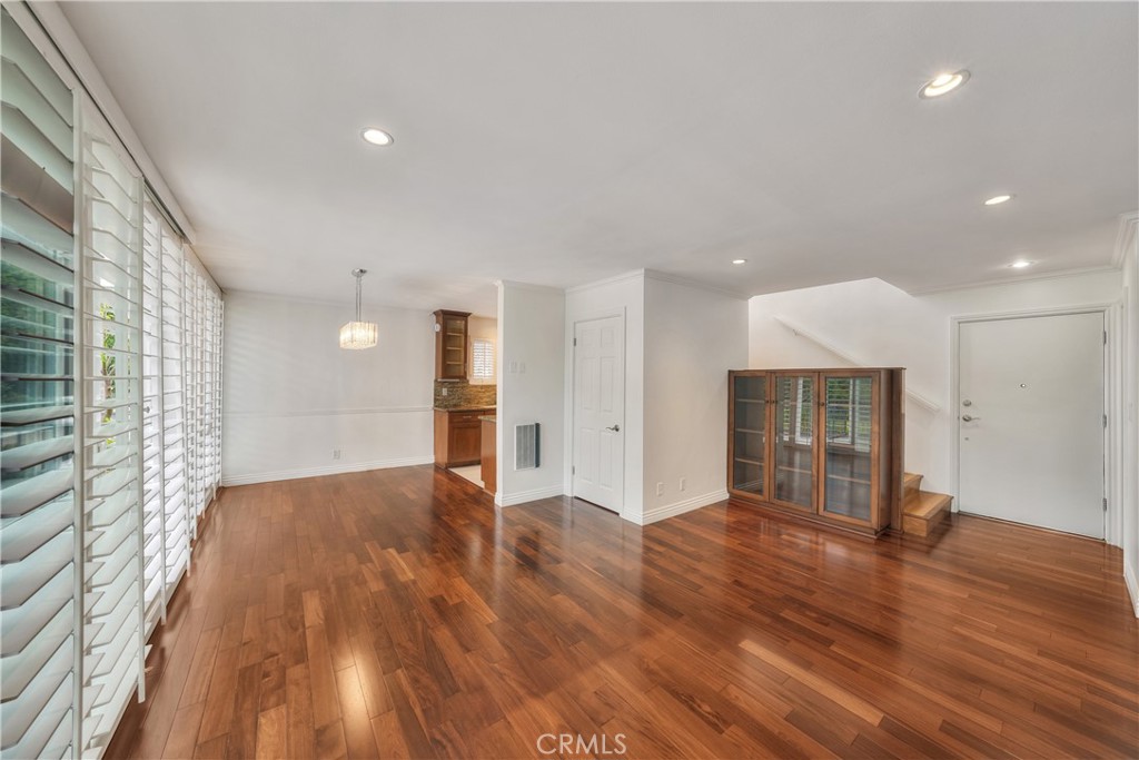 Westcliff Villa (CWWV) - Residential