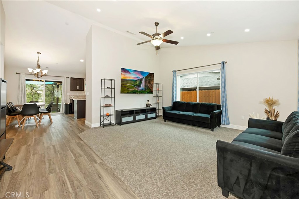 19385 Bonanza King Drive