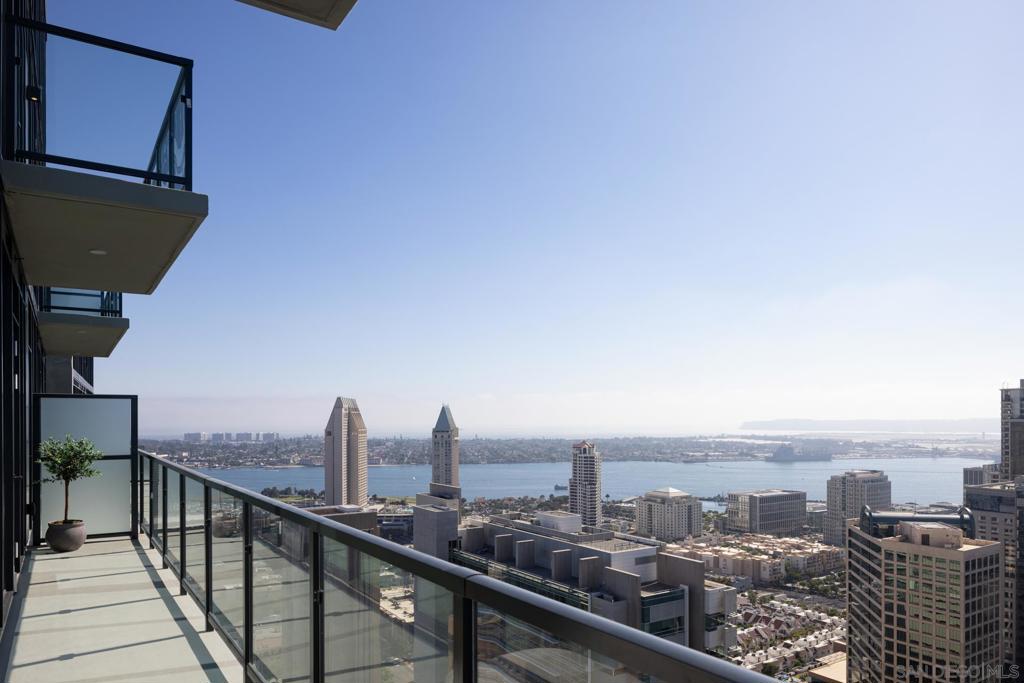 San Diego - Residential Lease